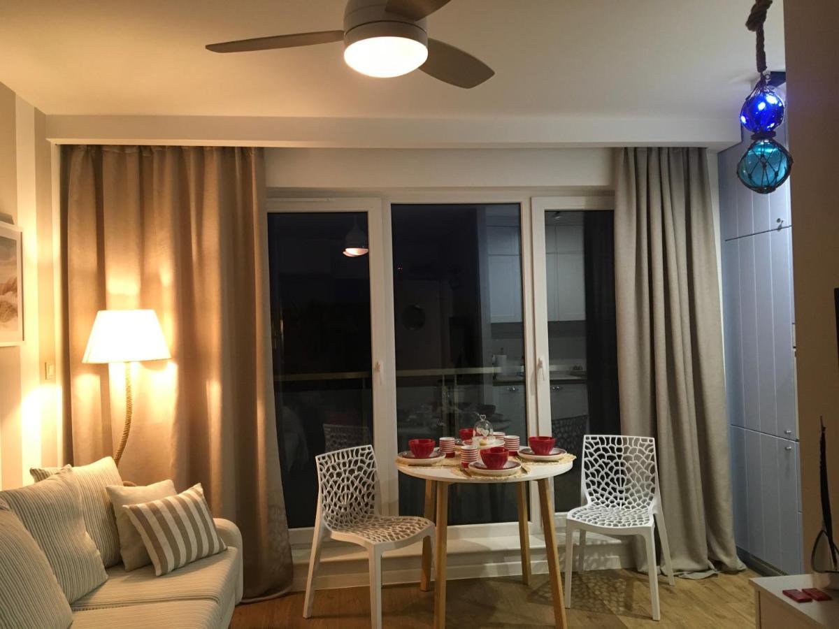 Apartament Marine Holiday Elblag - Winda -Parking W Hali Garazowej -Gratis -Business Stays Esterno foto